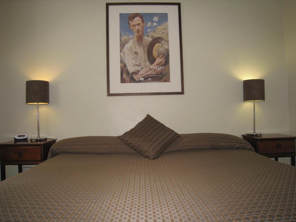Queen Room,1182047485:JPEG